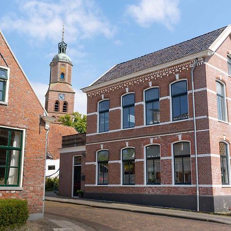 Sfeervol Verblijf In Oude Gemeentehuis Eenrum. Zewnętrze zdjęcie
