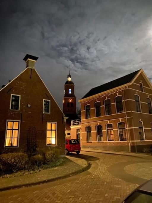 Sfeervol Verblijf In Oude Gemeentehuis Eenrum. Zewnętrze zdjęcie
